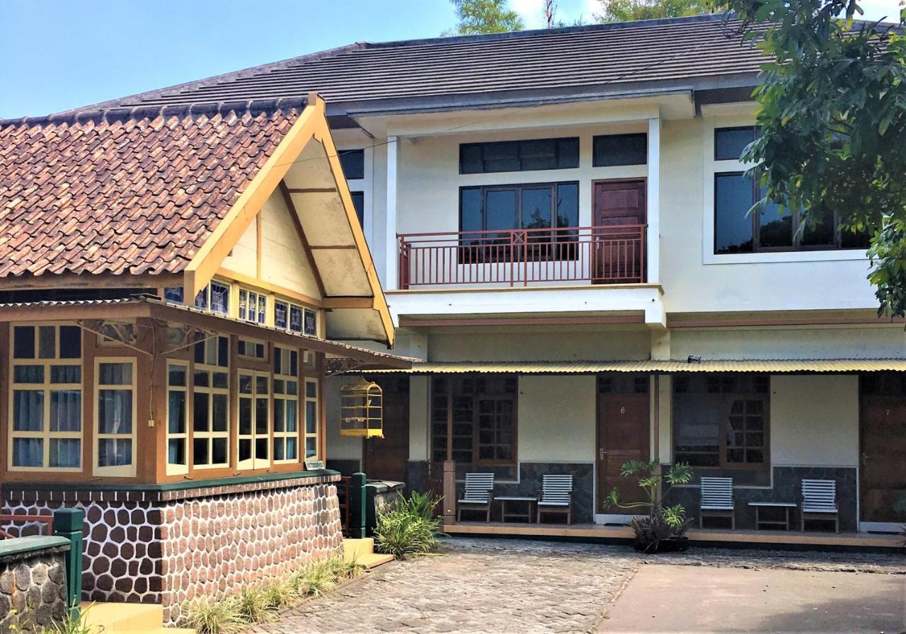 Hotel Wismancala Kaliurang Extérieur photo