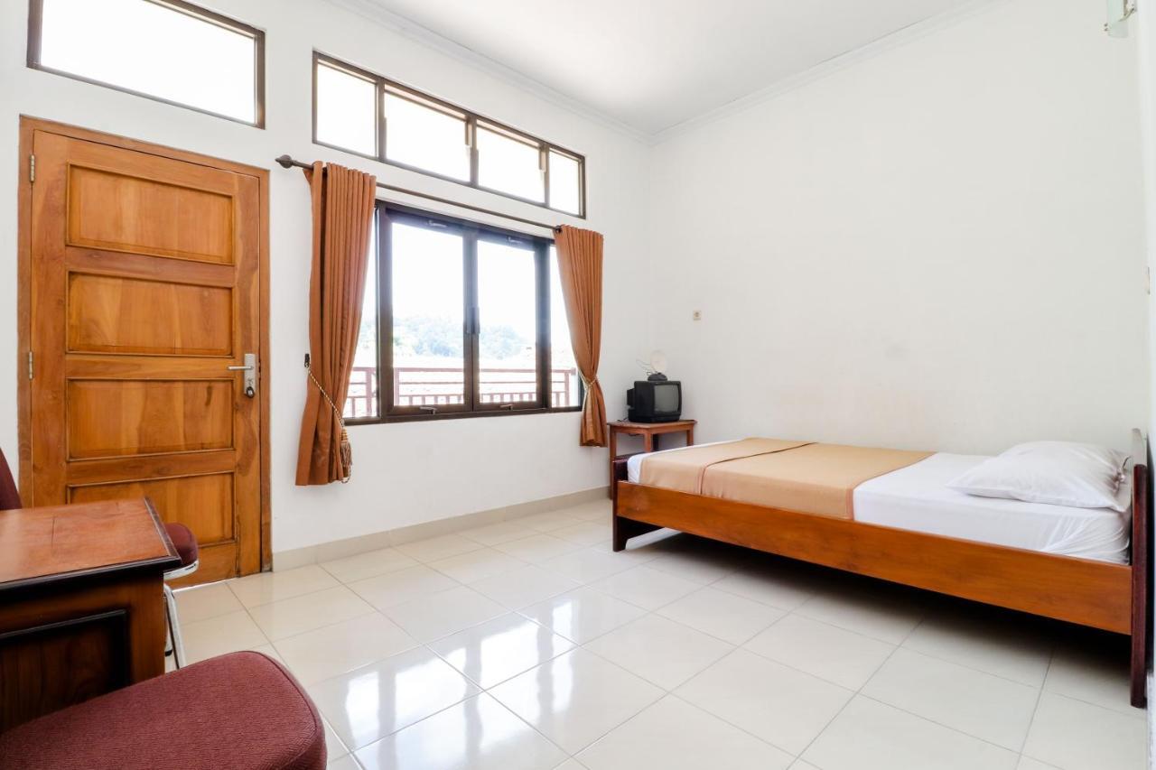 Hotel Wismancala Kaliurang Extérieur photo